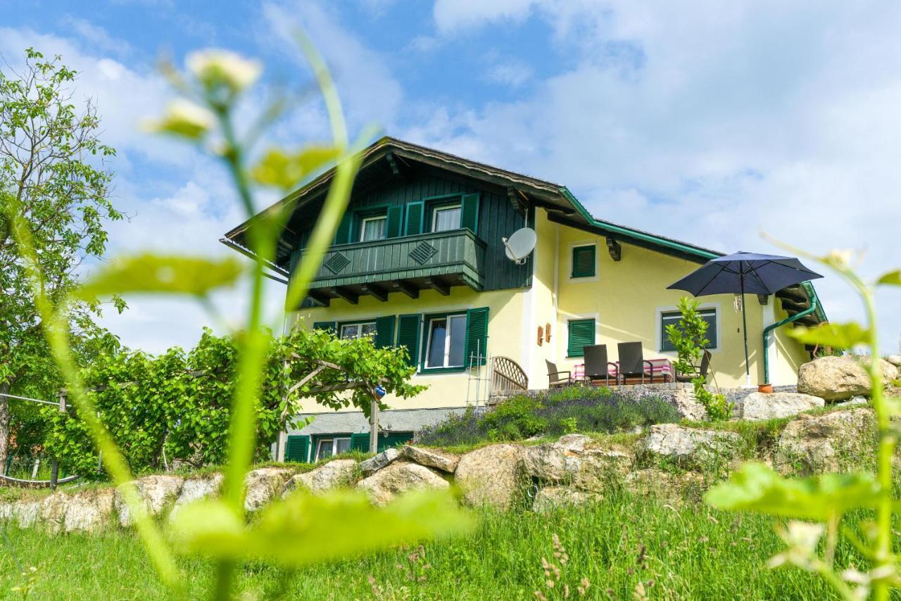 Das Weinberghaus Ratsch an der Weinstraße Eksteriør billede